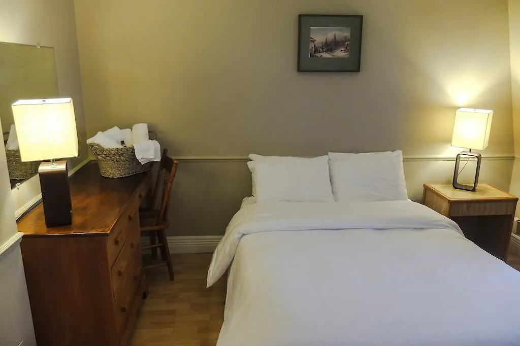Chateau Fleur De Lys - L'Hotel Quebec City